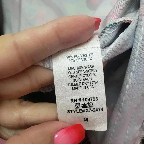 Cubism Tank and Jacket Set - Picture 8 of 10